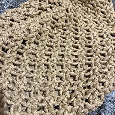 🌿 Stylish Girl Handwoven Crochet Crossbody Bag
